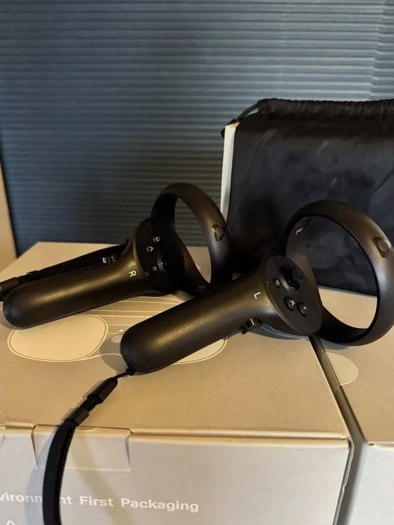 HTC VIVE XR Elite デラックスパック + フェイシャルトラッカー