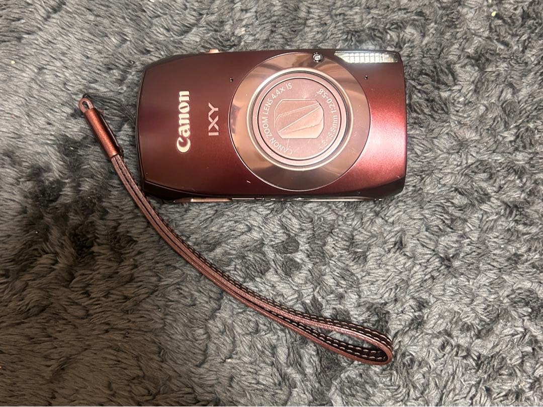 Canon IXY ブラウン茶色　コンパクトデジタルカメラ　キャノン　イクシー