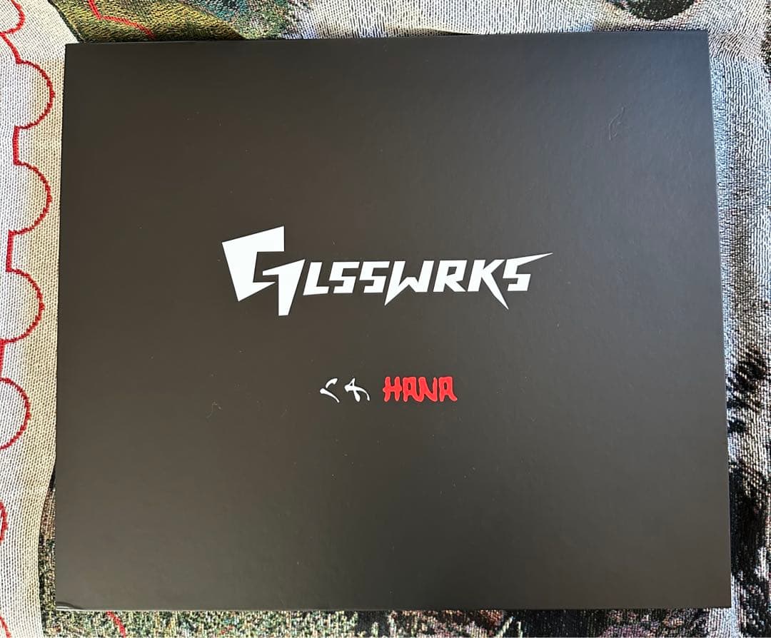 GLSSWRKS HANA ガラスマウスパッド