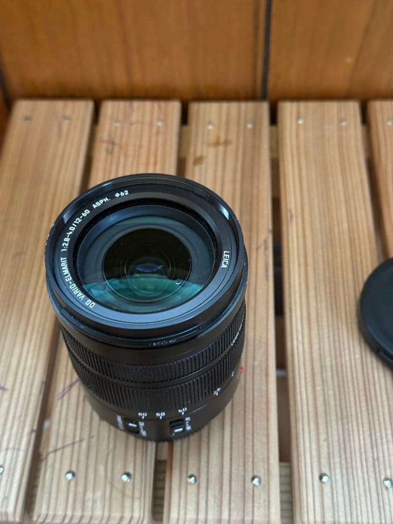 LEICA 12-60mm f/2.8-4.0 ASPH ズームレンズ