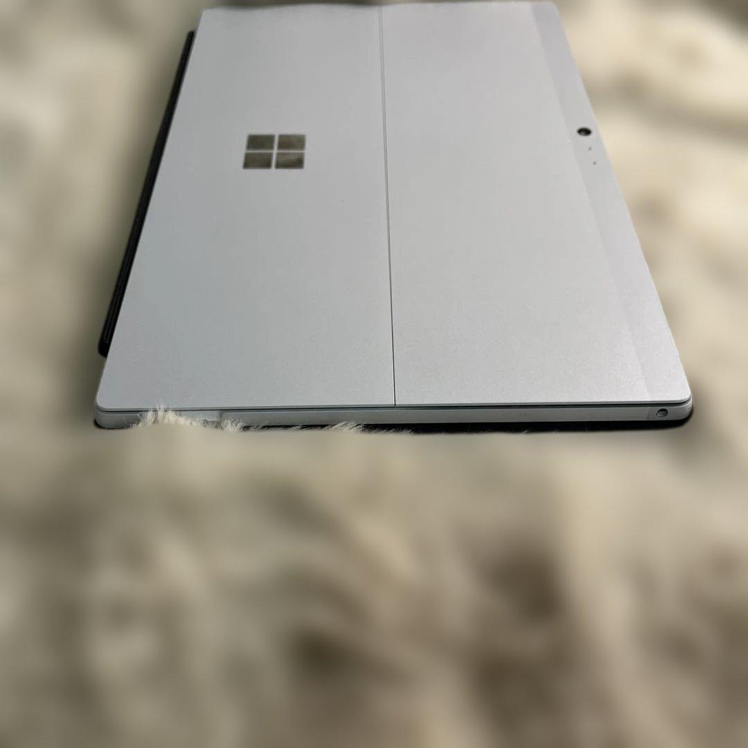 Surface Pro 5 Core i5-7300U 12.3インチ