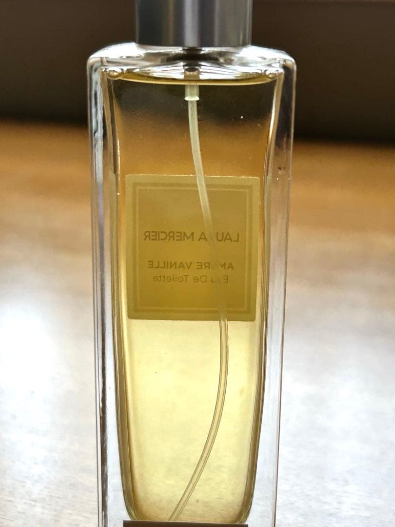 ローラメルシエ　アンバーバニラ オードトワレ 50ml