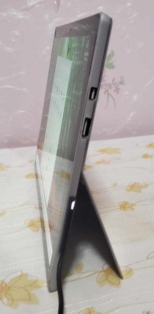 (訳アリ 美品) Surface Pro6 i5/8GB/128GB off