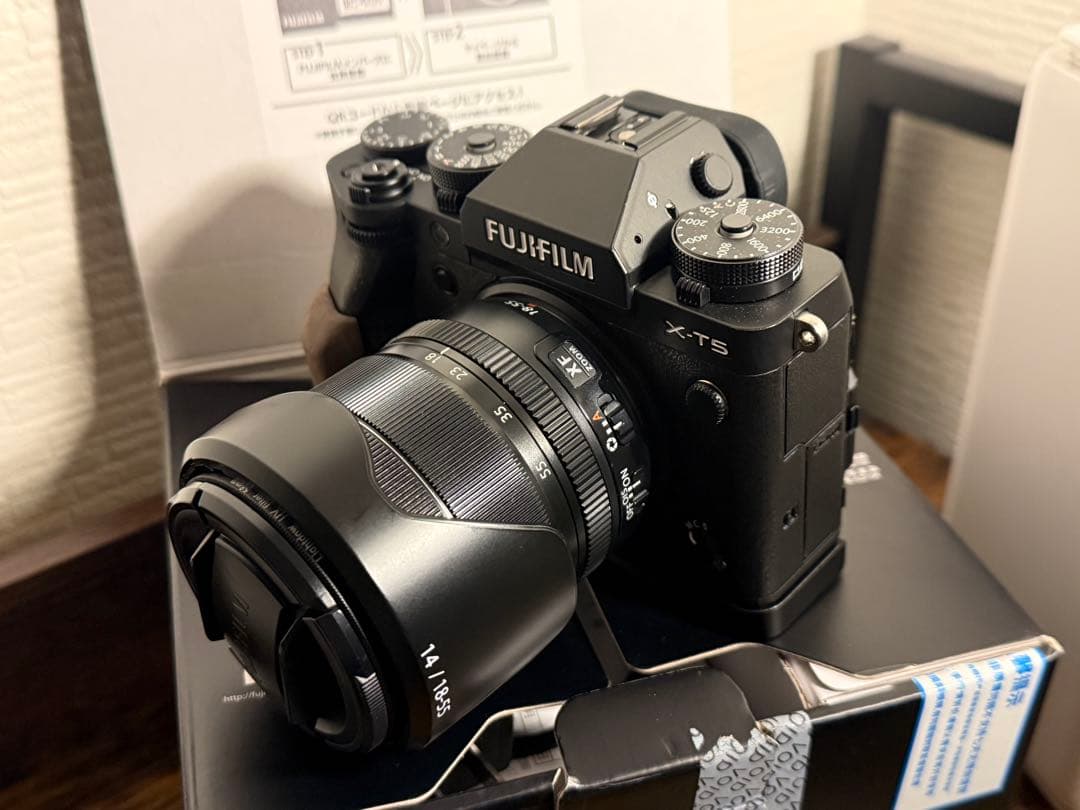 FUJIFILM X-T5 ミラーレス一眼 Fuji 18-55mm レンス