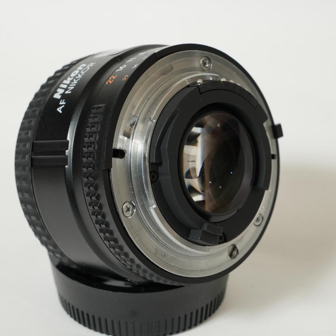 Nikon AF Nikkor 35mm f/2D レンズ　元箱付