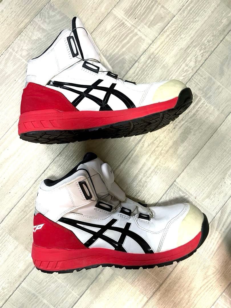 アシックス　WINJOB CP304 BOA