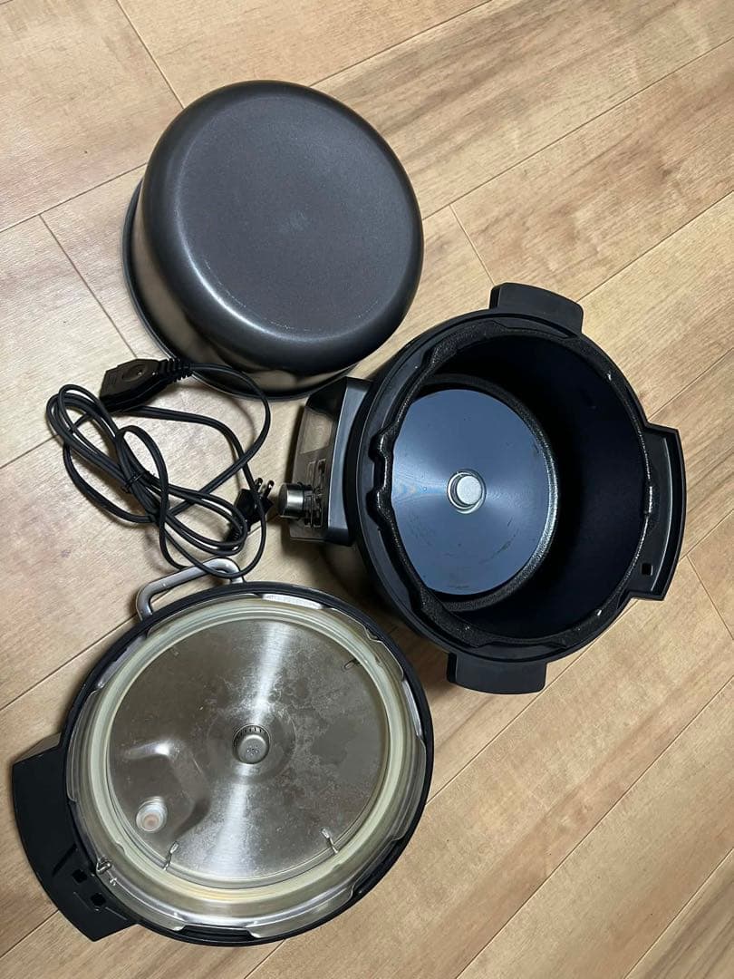 アイリスオーヤマ 電気圧力鍋 PMPC-MA4-B 4.0L黒 2022年製
