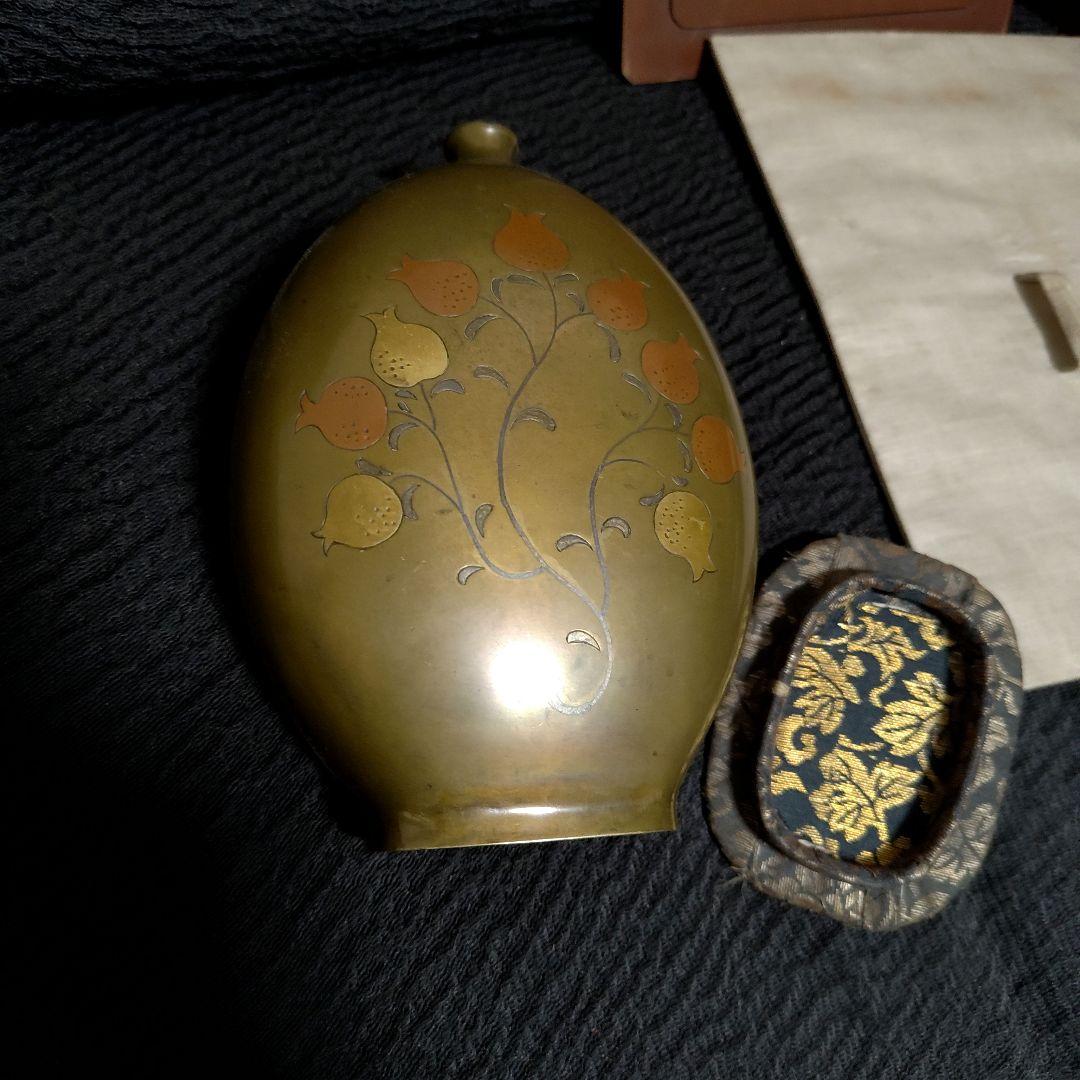 詳細不明青銅製花瓶壺？柘榴ザクロざくろ？花？模様 アート工芸品専用箱等付き