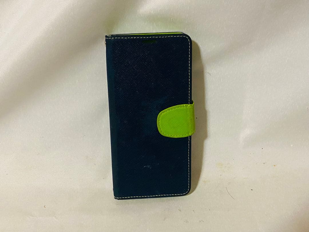 AQUOS sense6s (au版 SHG07) 手帳カバー&箱付き
