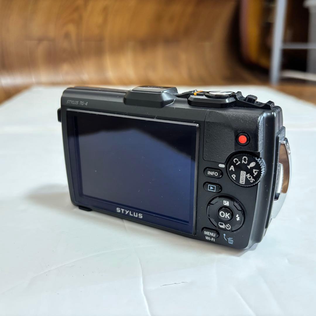 OLYMPUS STYLUS tough TG-４ ブラック