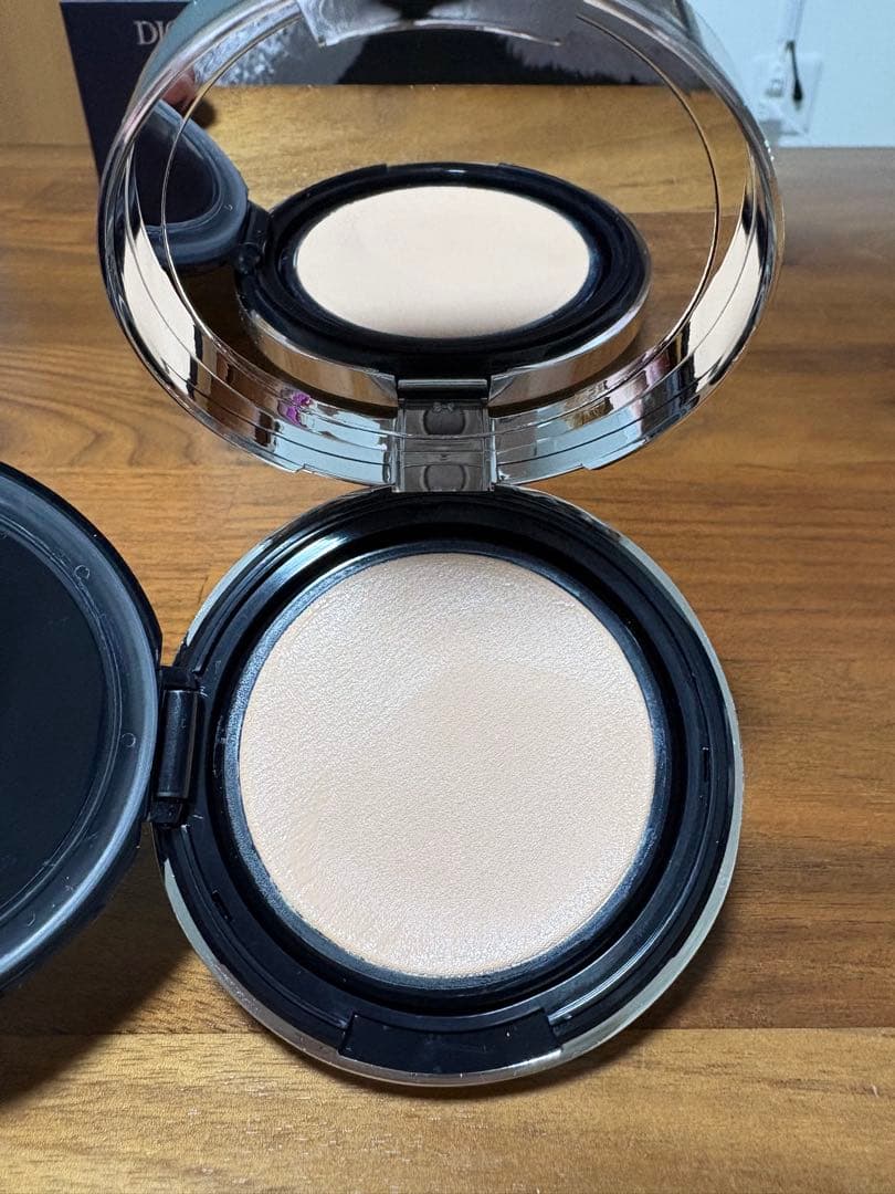 Dior クッションファンデーション 00.5N ニュートラル