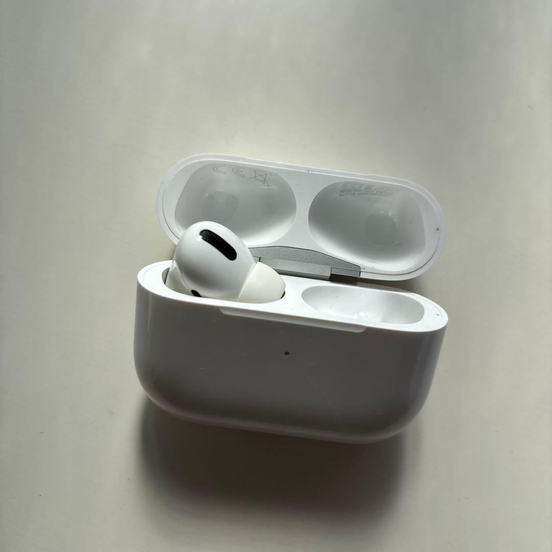 Airpodspro1 本体＋左耳＋ケース＋ケーブル