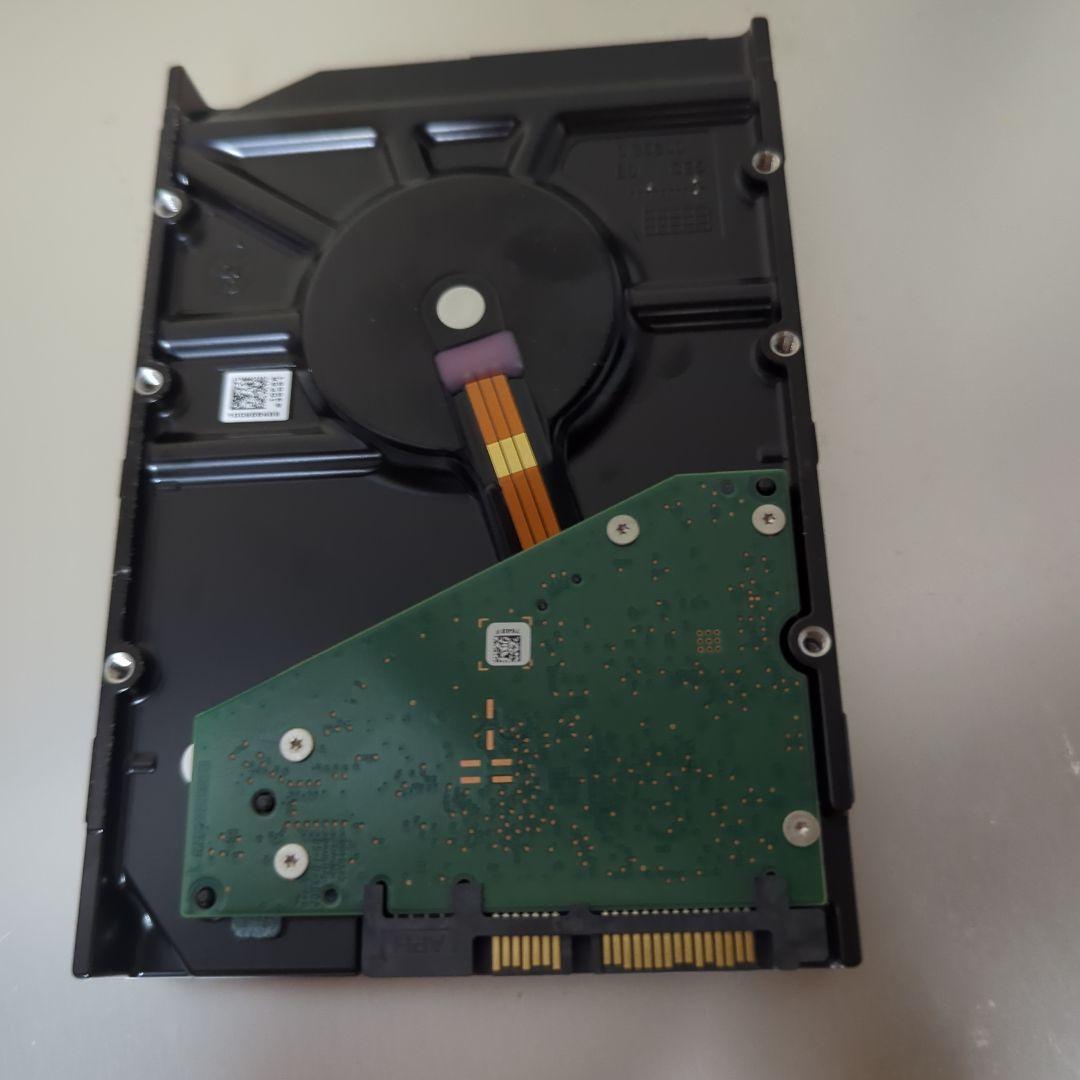 な*ら様 ジャンクにしました 大容量Seagate Exos 8TB 内蔵型HD