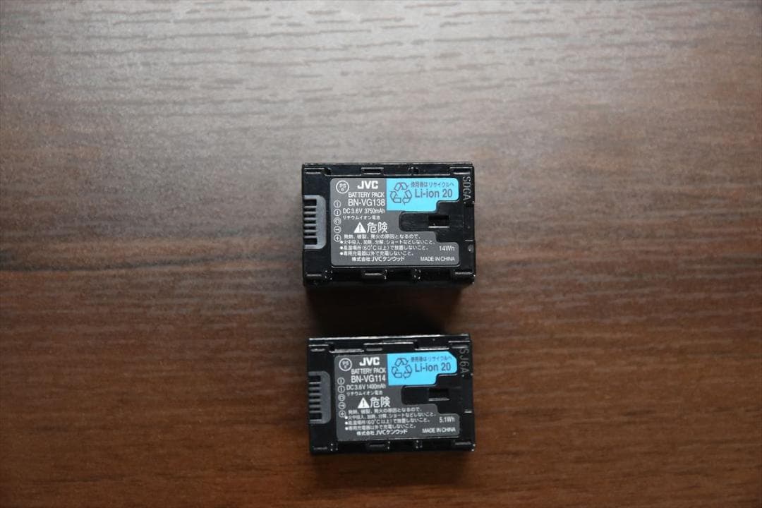 JVC Everio GZ-E265-B 54x ビデオカメラ バッテリー2個