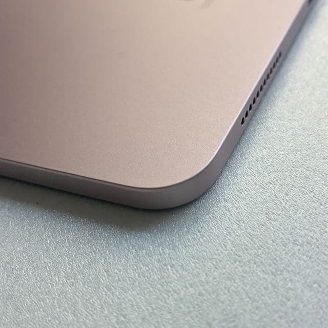 美品　iPad Air　第5世代　64GB　Wi-Fiモデル