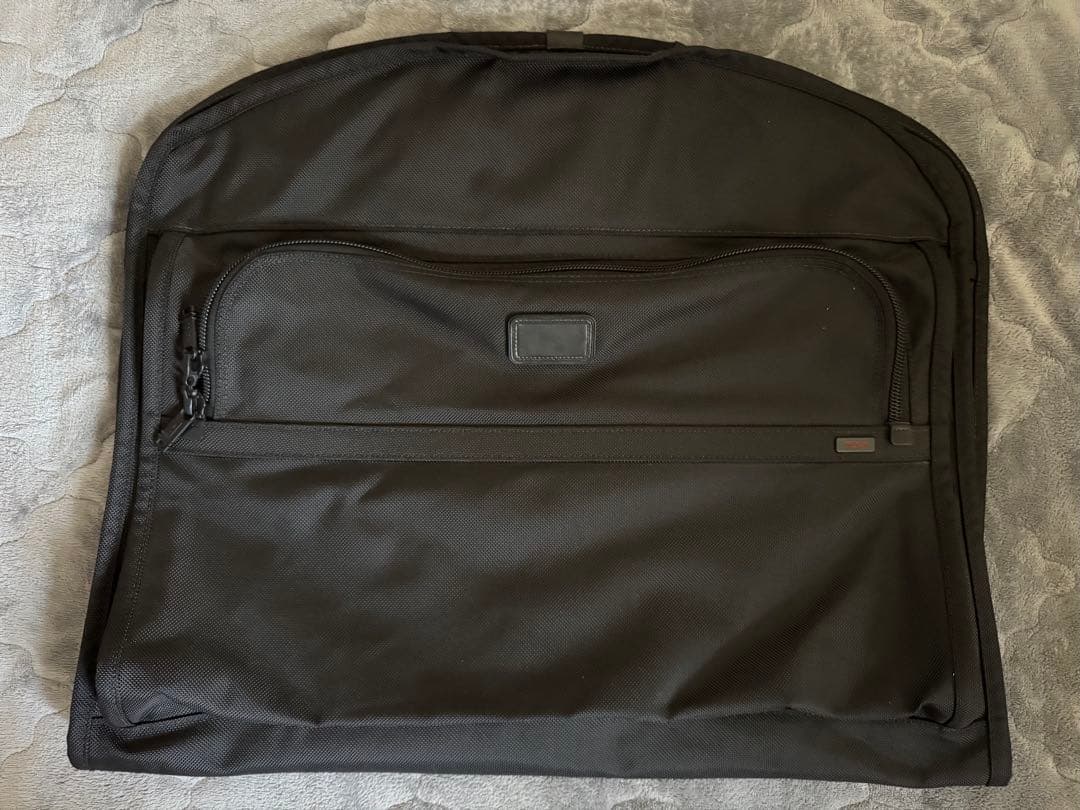 TUMI ガーメントバッグ　22130DH