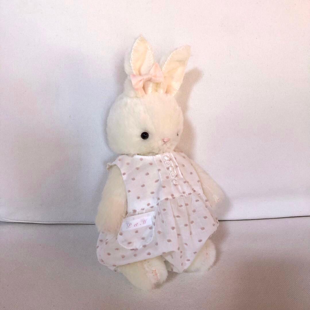 ハンドメイド　ベビーうさぎちゃん① うさぎのぬいぐるみ