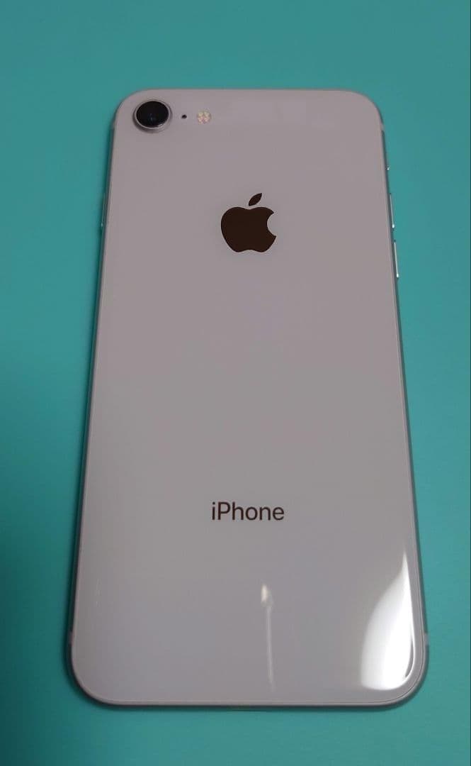 【中古】iPhone 8 シルバー 64GB SIMフリー 本体 Apple