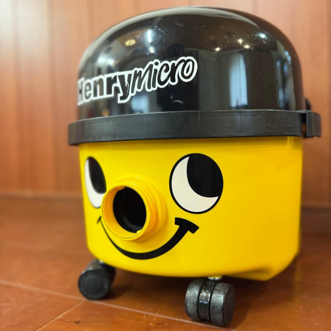 【レア】Henry ヘンリーくん　掃除機　イエロー ハウス付き USED