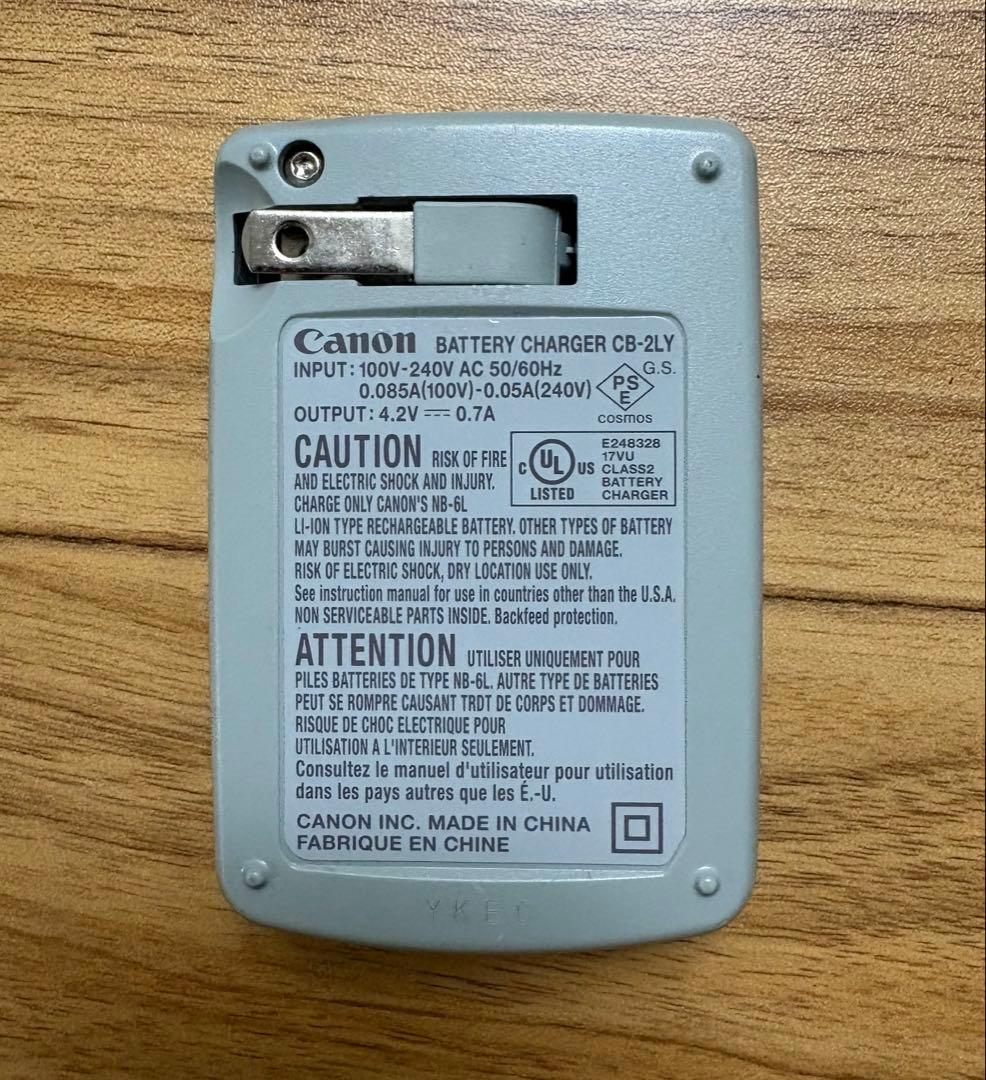 【美品・動作品】Canon　キヤノン　IXY 30S　ホワイト