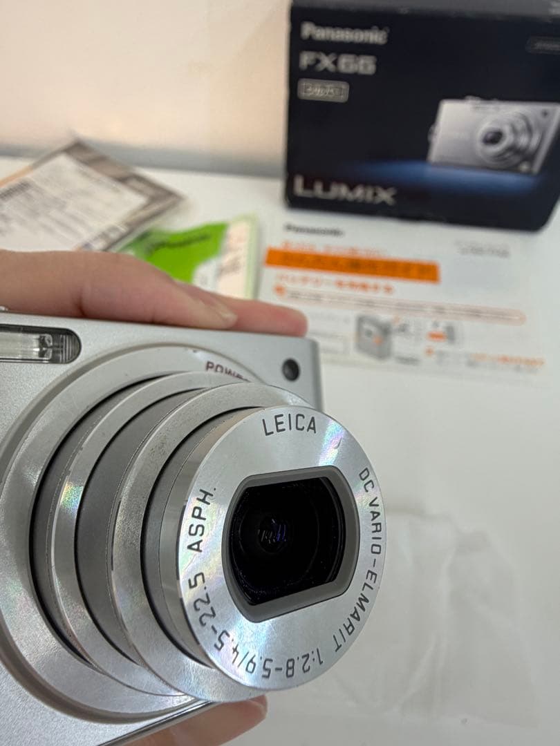 Panasonic LUMIX FX66 シルバー　デジタルカメラ 元箱付き