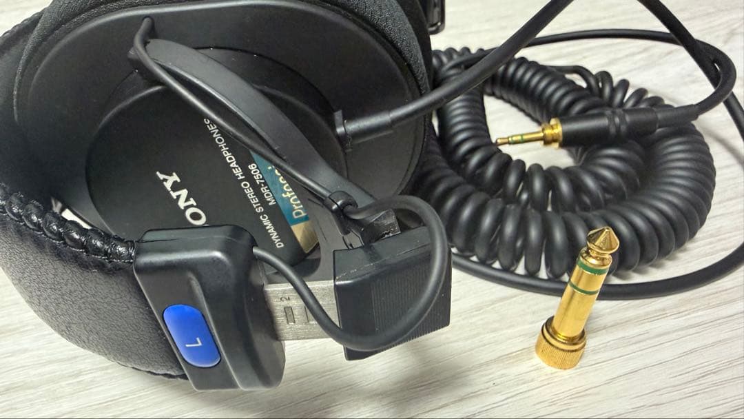 【イヤーパッド新品交換済】SONY MDR-7506 ヘッドホン 動作確認済
