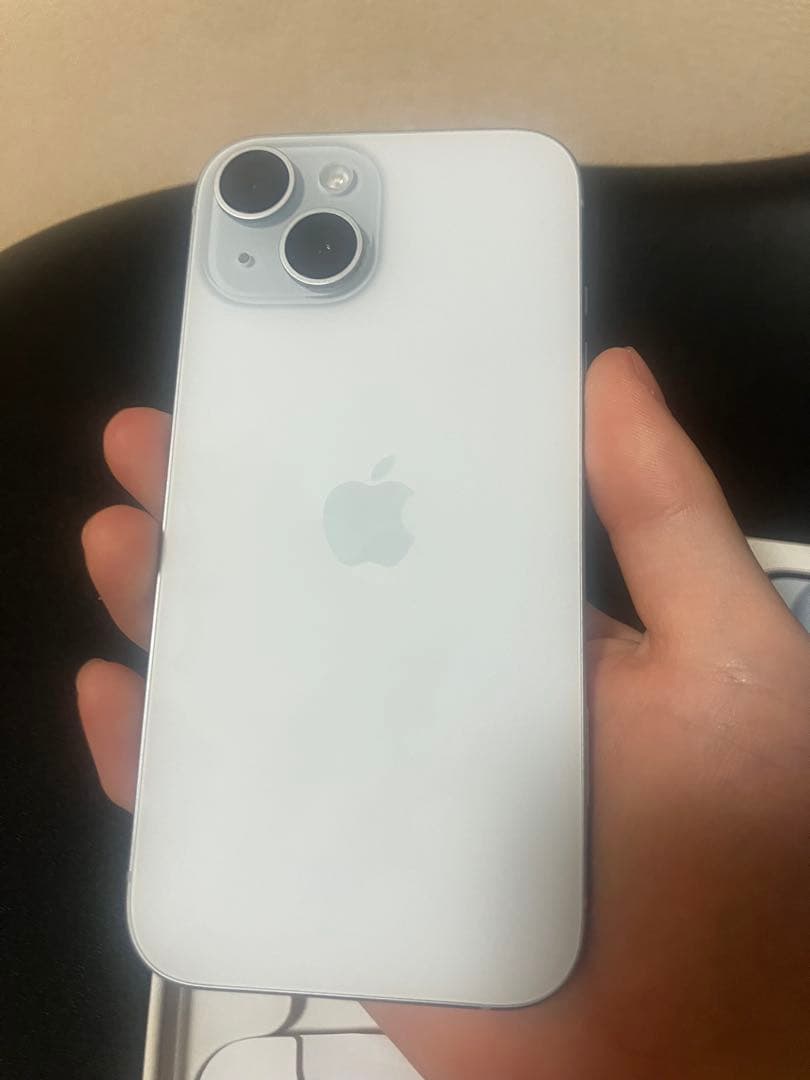 iPhone15 128GB 本体