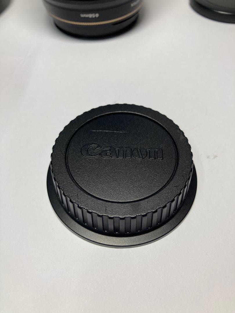 Canon EF 100mm f/2.8 Macro USM レンズ 中古品