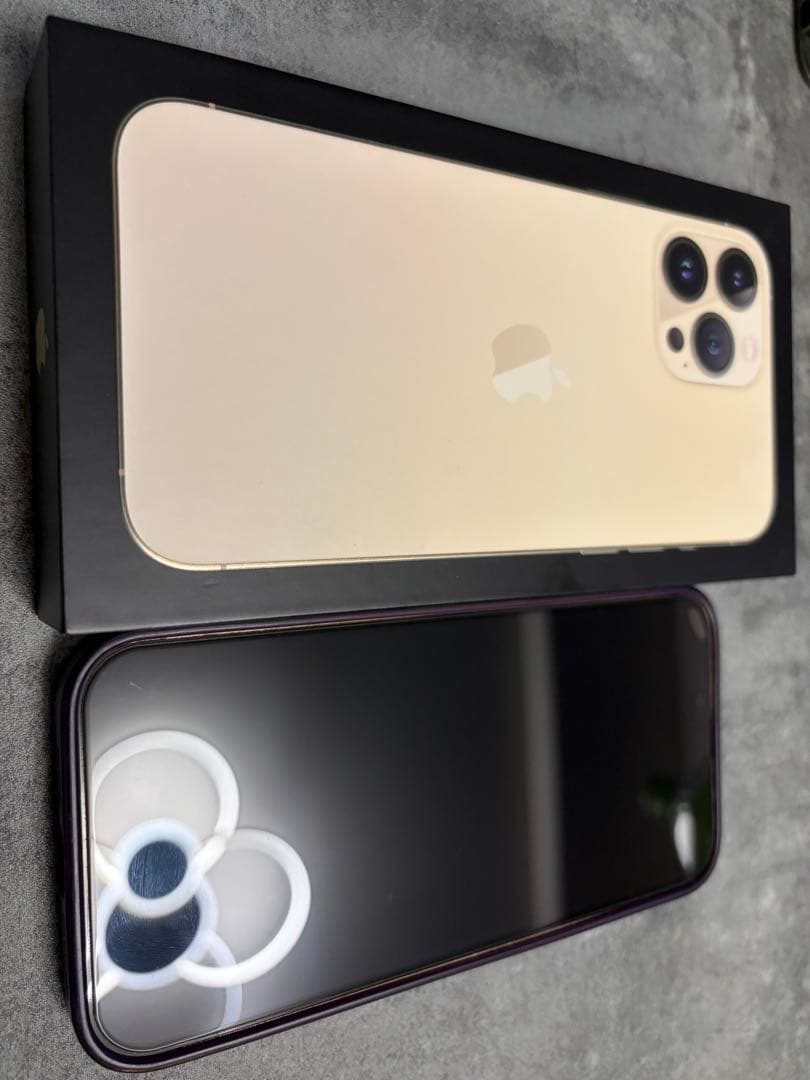 Apple iPhone 13 Pro Max 256GB ゴールド 本体