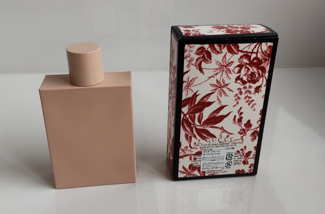 GUCCI BLOOM グッチ ブルーム オードパルファム 100ｍL 数回使用