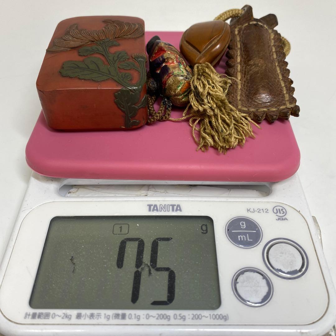 時代　根付　漆盛上小箱　75g 東S8-0402☆2F