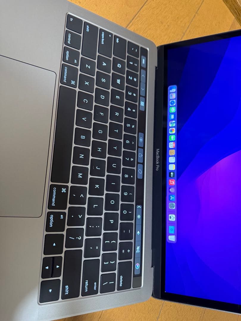 【売切りセール】MacBook Pro スペースグレー 500GB