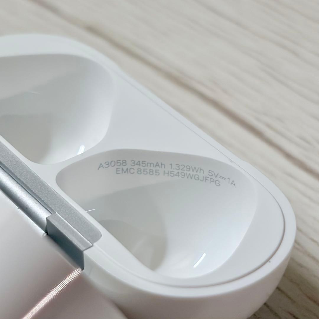 【新品同様】AirPods 4 USB-C【限定保証付き】