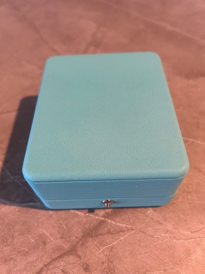 Tiffany & Co. ギフトボックス 小型　ピアス