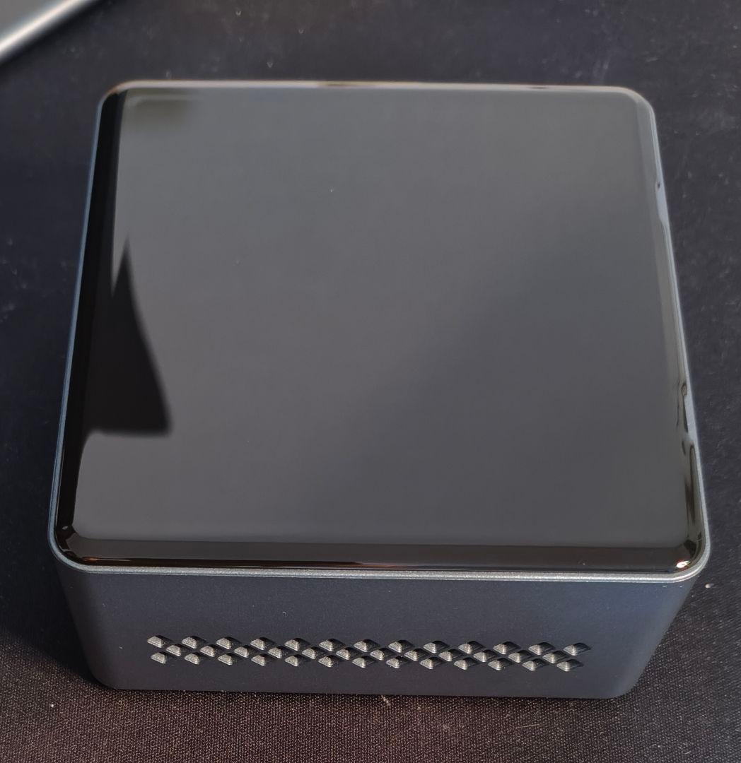 ベアボーン・キット INTEL NUC NUC7PJYH