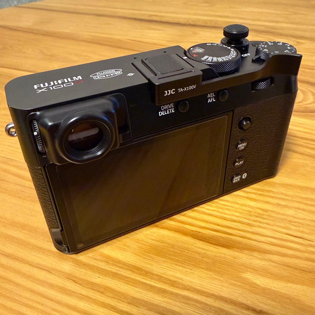 美品　FUJIFILM X100ⅵ コンデジ　ブラック　おまけ多数