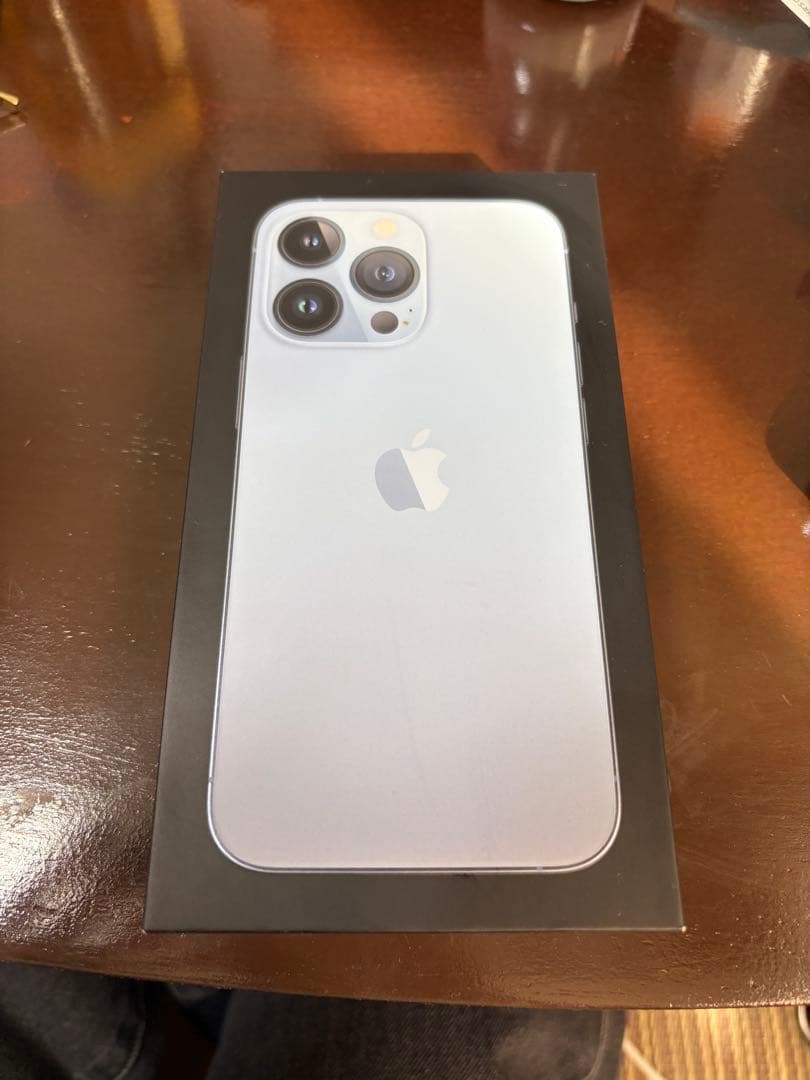 Apple iPhone13Pro 256GB シエラブルー　本体