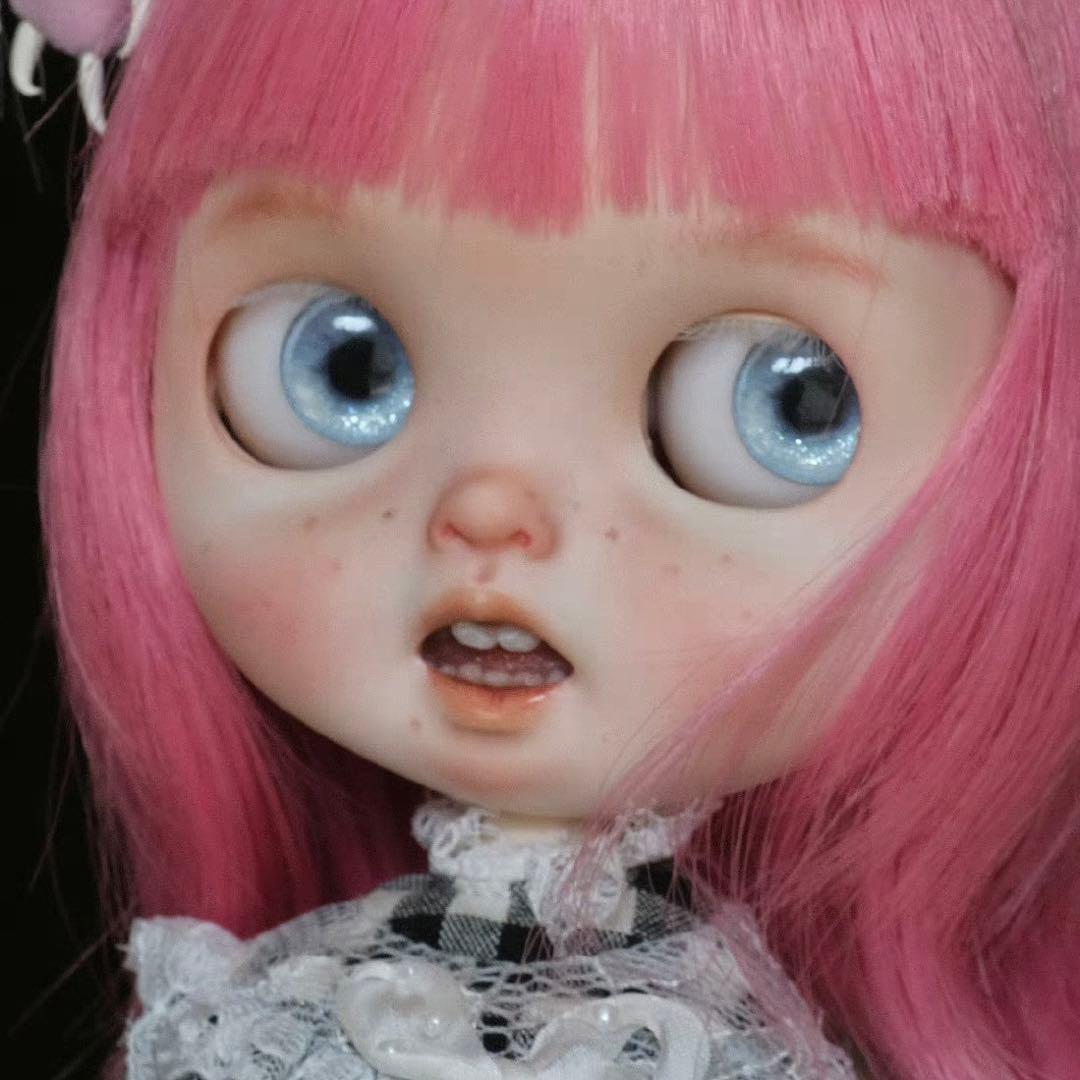 カスタムブライス 作家様 ドール 人形 悪戯っ子 かわいい 幼い きれい