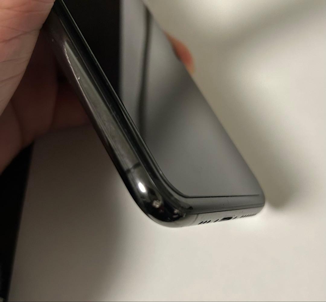 Apple iPhone Xs 本体