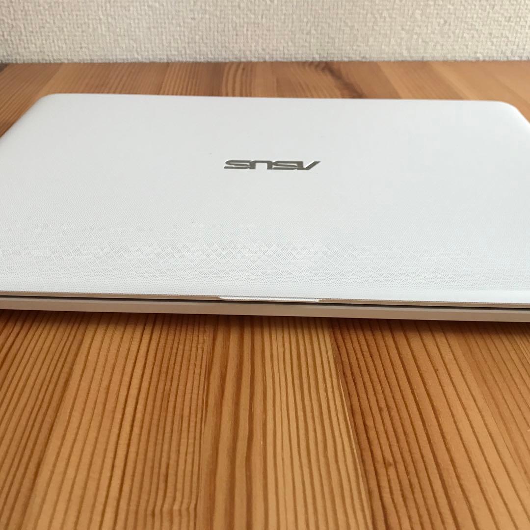ASUS ノートPC ホワイト Intel HDMI