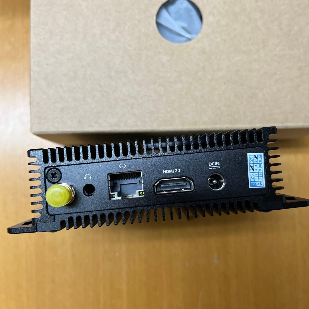 2個新品　EC-R3399PC 6-Core 64-Bit 4G/32G