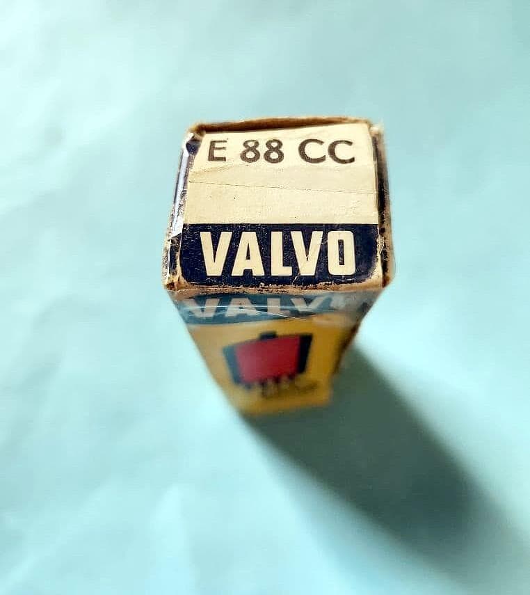 未使用VALVO真空管E88CC M-809