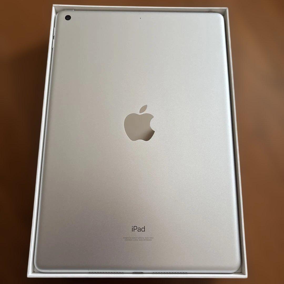 Apple iPad 第9世代wifiモデル　シルバー