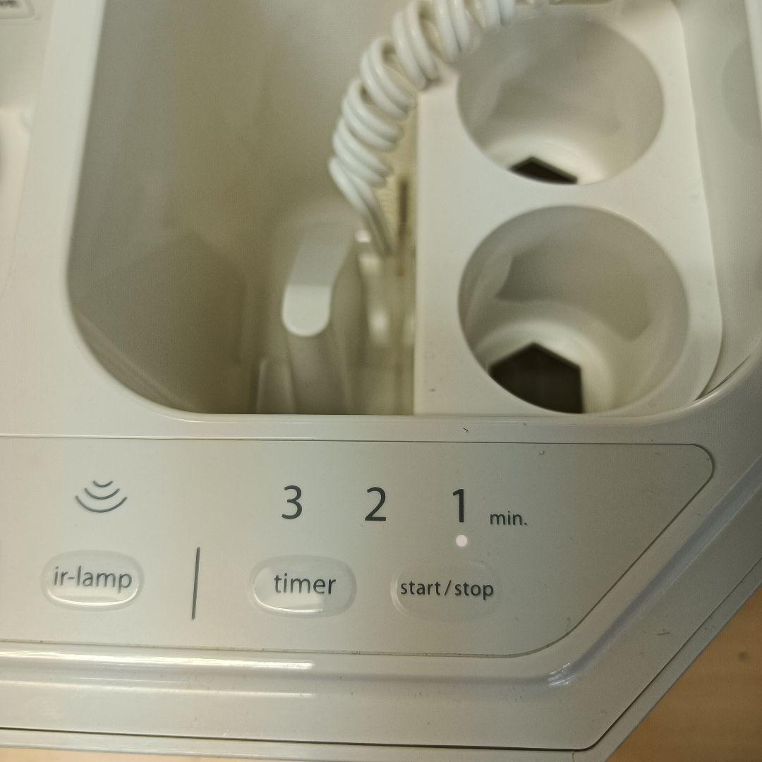 m033002fk サキナルルシェ LED付き 美顔器 ホワイト