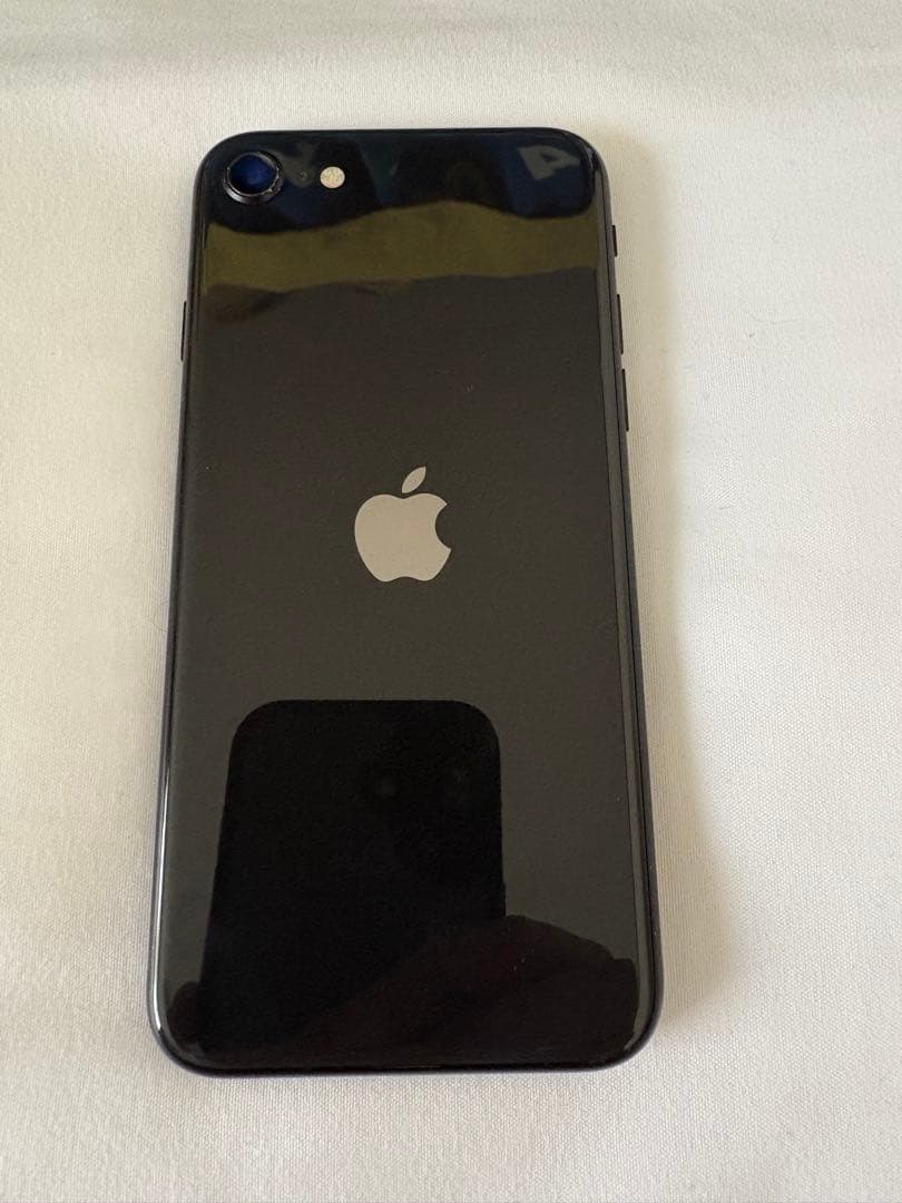 Apple iPhoneSE 第2世代 本体のみ ブラック SIMフリー 128
