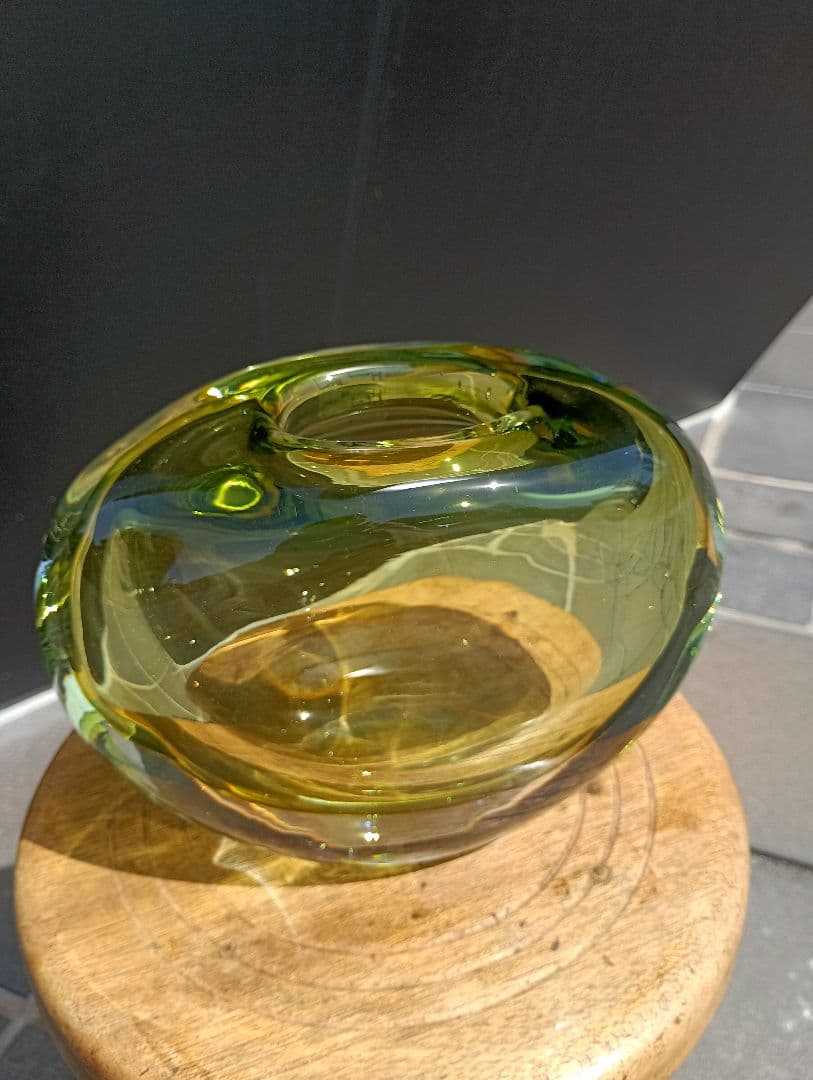 フラワーベース　ヘンリーディーン　ハンドメイド　サイン　吹きガラス　アクタス