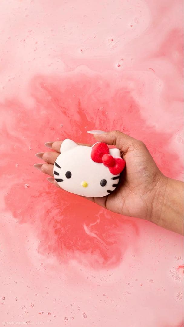 Lush × Hello Kitty And Friends4種類