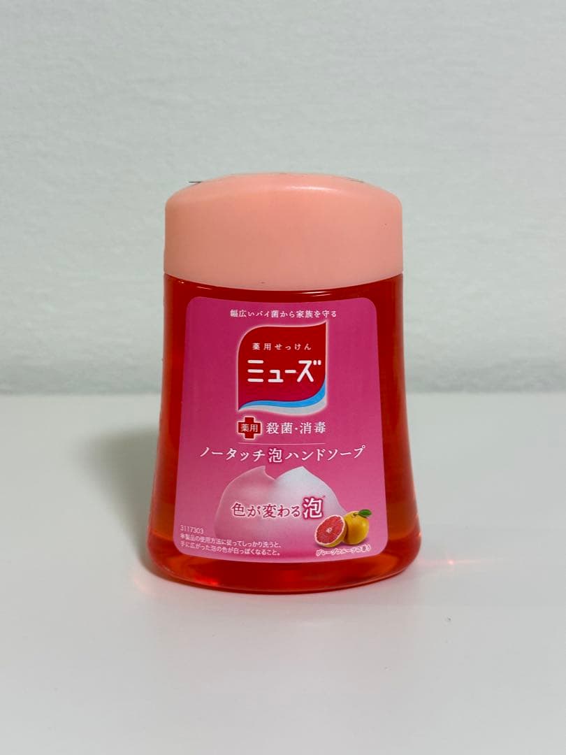 【新品未開封】ノータッチ泡ハンドソープミッキーデザインディスペンサー詰替えボトル