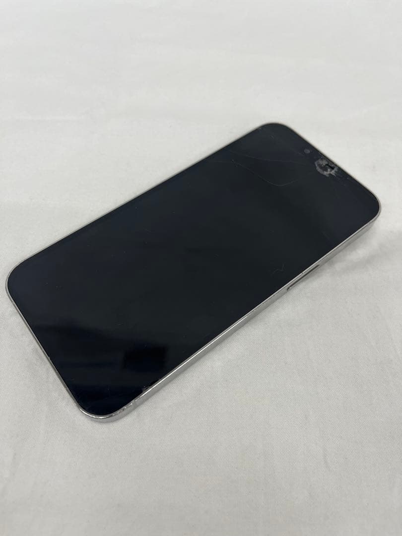 iPhone13 pro 256GB シルバーバッテリー75%