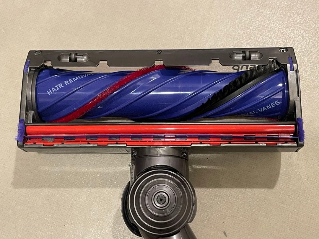 Dyson SV25 BU V8 Plus [サイクロン式 掃除機］